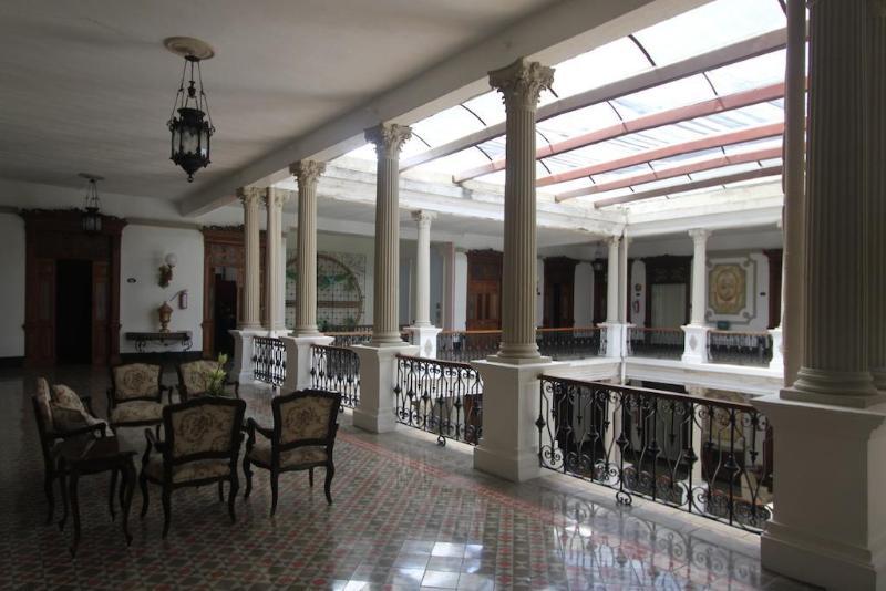 Hotel Gran Centenario Mérida Exteriör bild